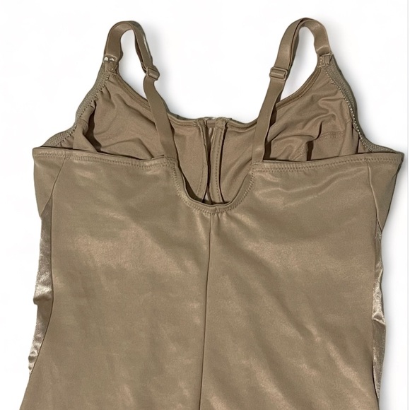 Cupid Extra Firm Control Shaping Bodysuit Style 5908 Size 40D - Picture 8 of 12